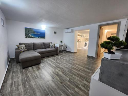 Don Vito's Home DsG2 Short Lets 250 mt Metrò — 4-Star Luxury Hotel in Palermo, Italy