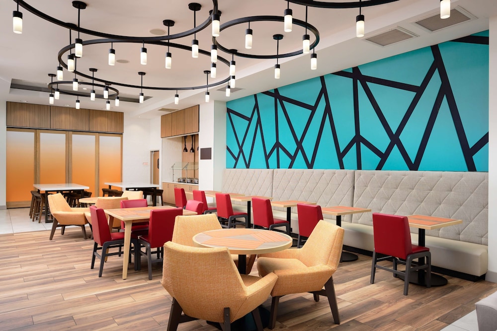 Hilton Garden Inn Knoxville Papermill Drive - photo 36