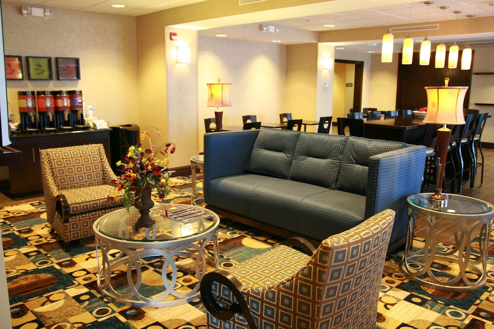 Hampton Inn Topeka - photo 6