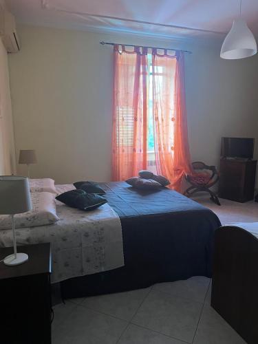 Home Miro Napoli Centro Storico — 4-Star Luxury Hotel in Naples, Italy