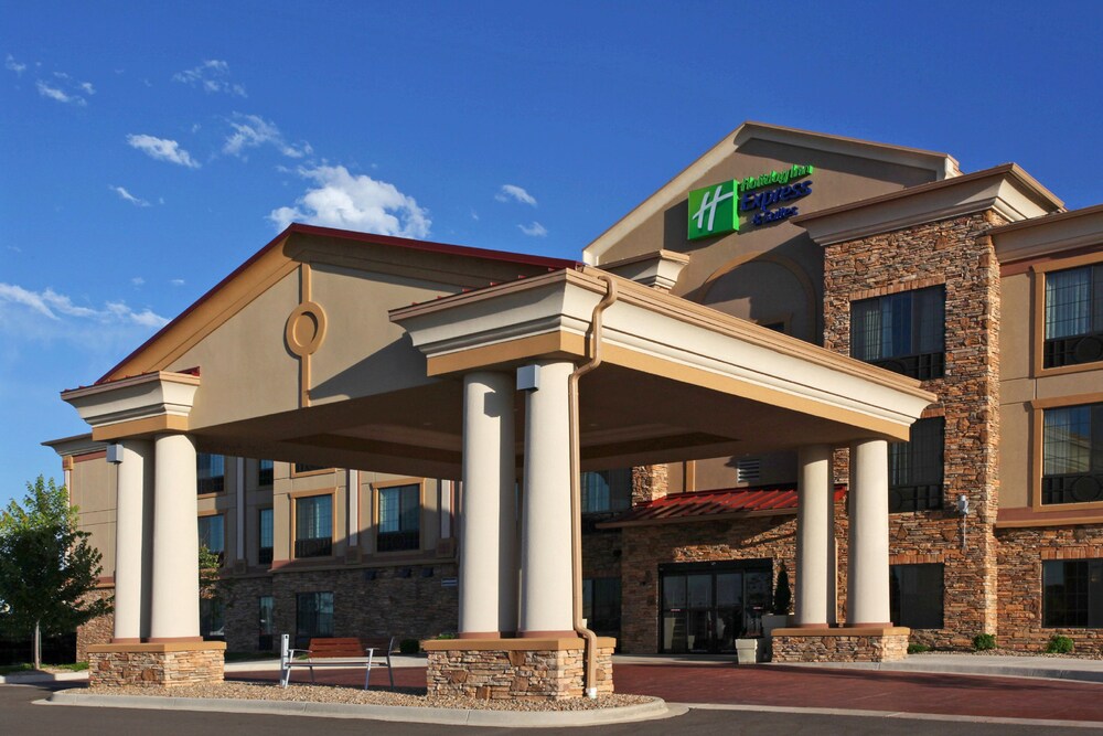 Holiday Inn Express Hotel & Suites Longmont by IHG in Longmont, United States