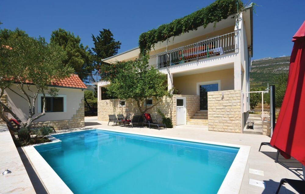 Awesome Home In Rudine — 4-Star Luxury Hotel in Trogir, Croatia