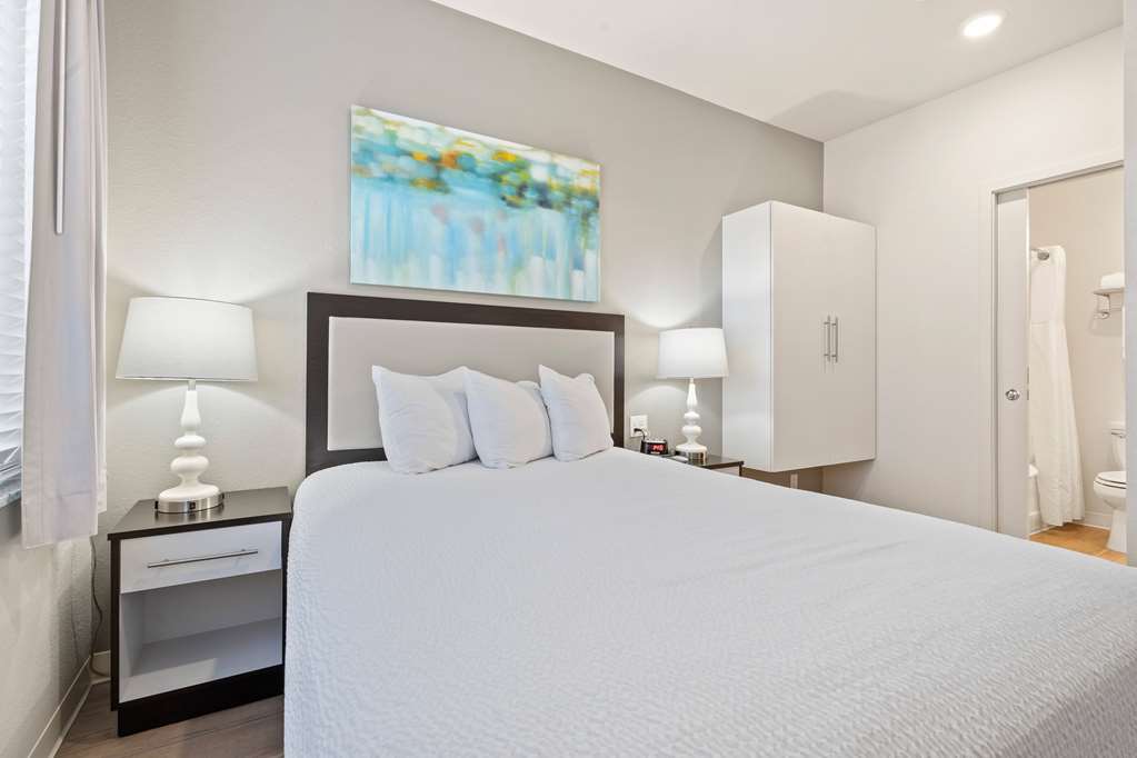WaterWalk Extended Stay by Wyndham Kansas City Overland Pk - photo 24