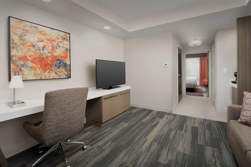 Hilton Garden Inn Columbia Airport - photo 27