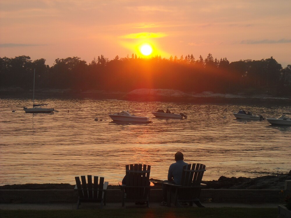 Bluebird Ocean Point Inn - photo 72