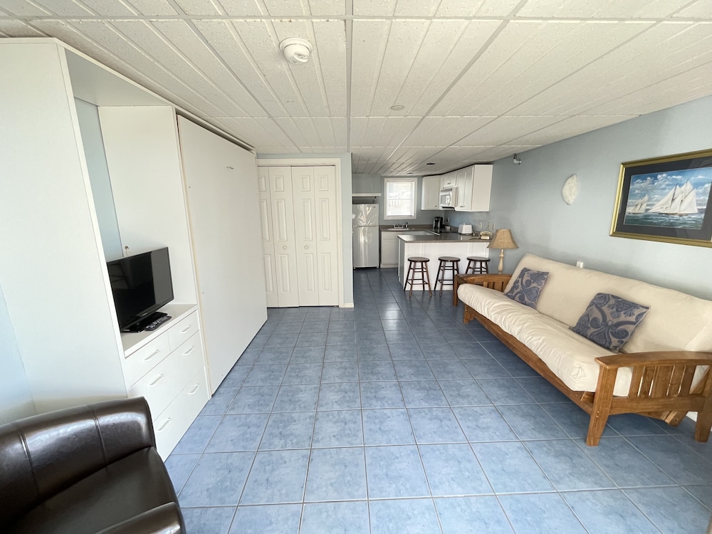 Ocean Walk Hotel - photo 9