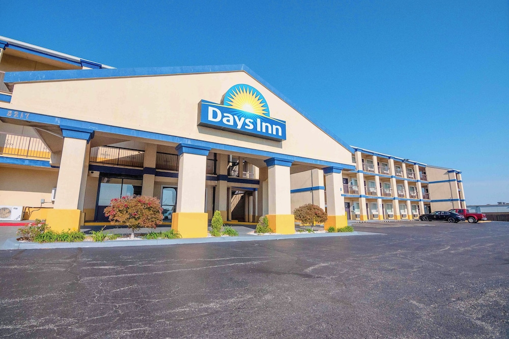 Days Inn by Wyndham Oklahoma City Moore in Oklahoma City, United States