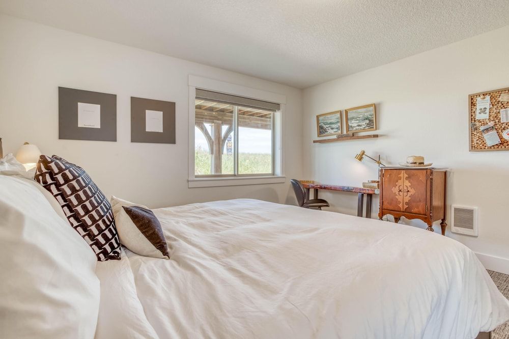 The Nickels Quarters Meredith Lodging - photo 5