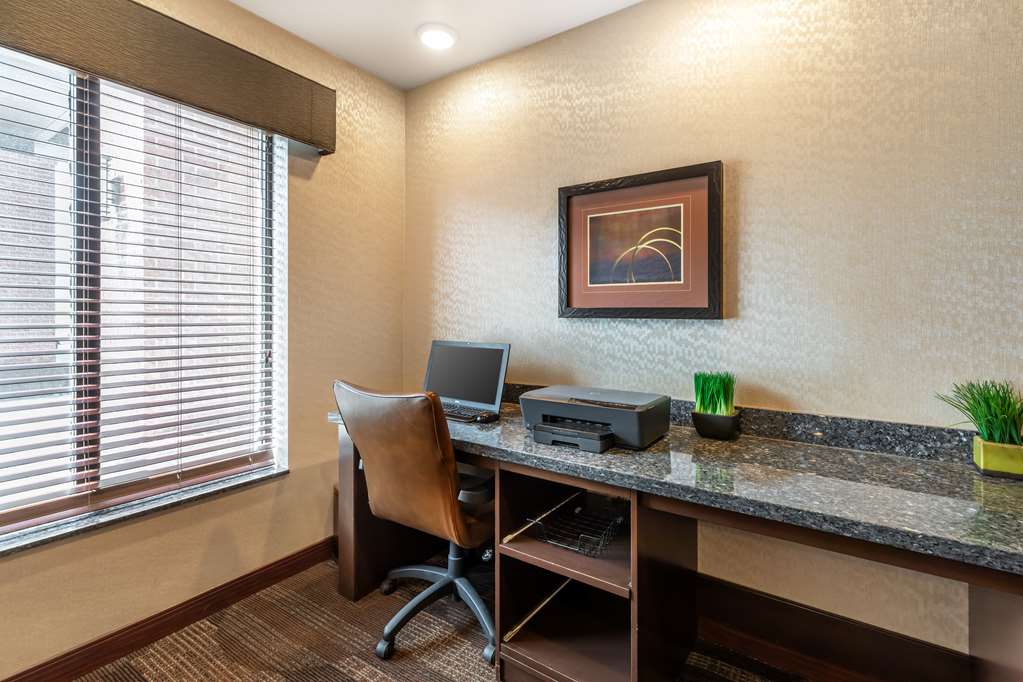 Best Western Plus Casper Inn & Suites - photo 26