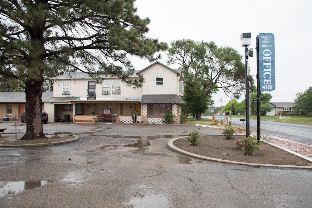 Country Club Inn - photo 2