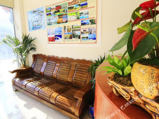 Longyang Hotel in Lijiang, People's Republic of China