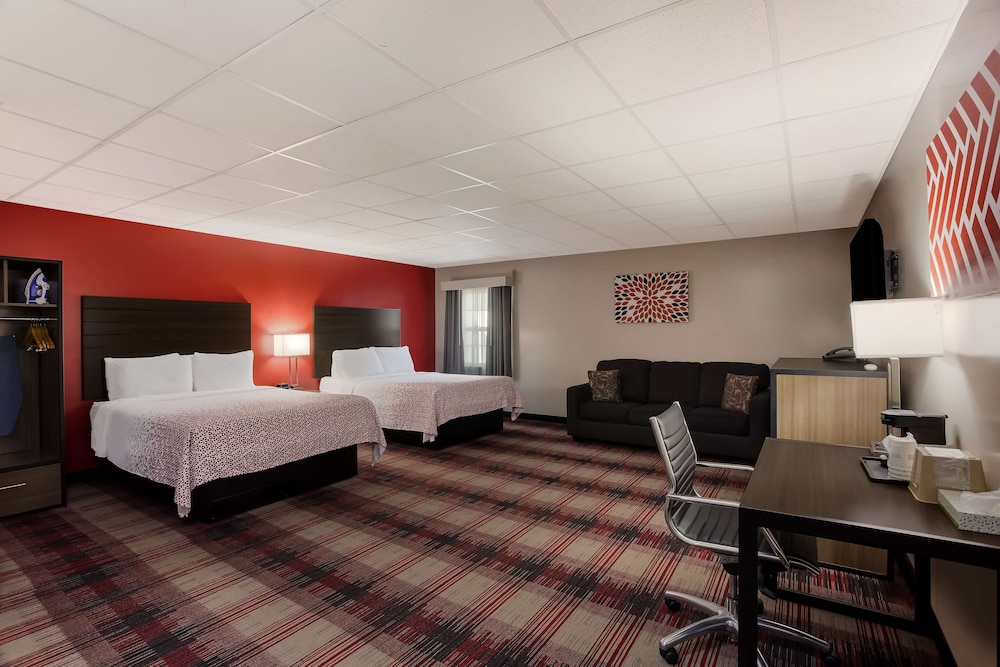 SureStay Hotel by Best Western Higginsville - photo 13
