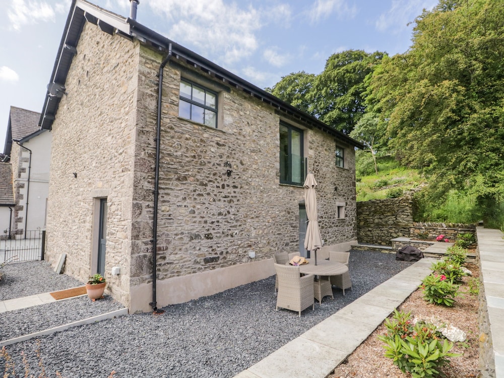 Bank Hurst Coach House — 4-Star Luxury Hotel in Ulverston, United Kingdom