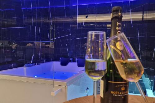 Romantic & Jacuzzi — 4-Star Luxury Hotel in Skopje, Republic of Macedonia
