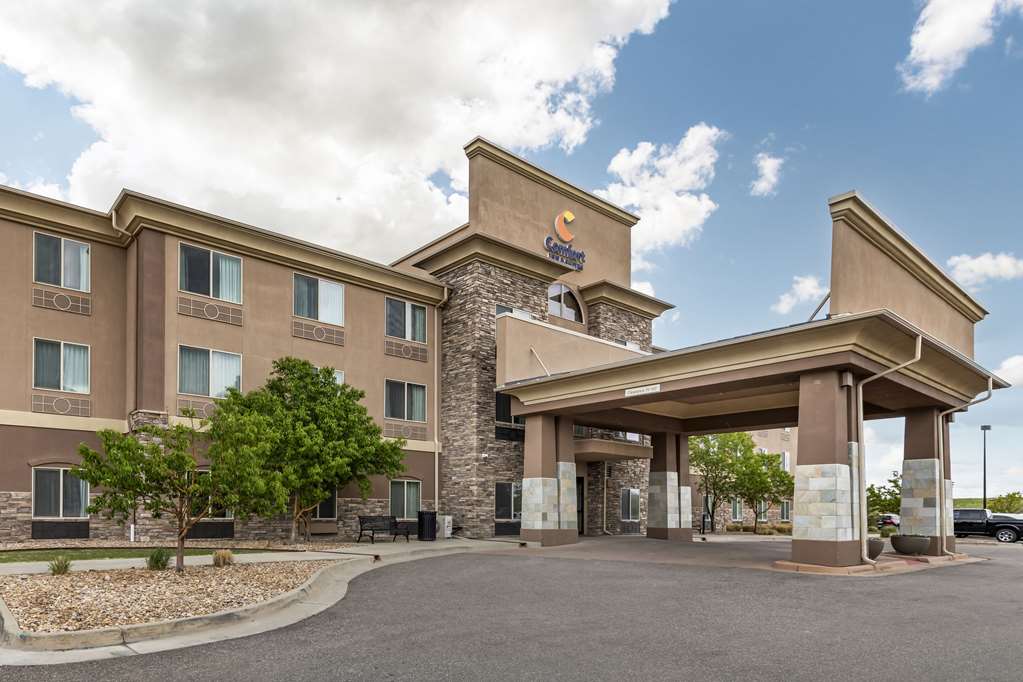 Comfort Inn & Suites Brighton Denver NE Medical Center - photo 2