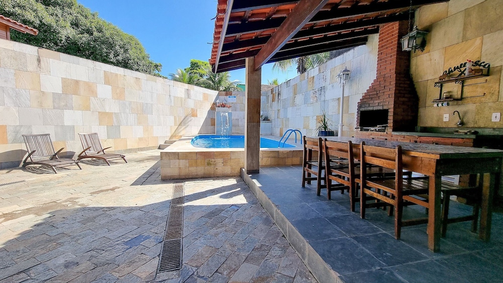 Piscina Aquecida SPA Bilhar Ar Cond Wi Fi — 4-Star Luxury Hotel in Itanhaem, Brasil