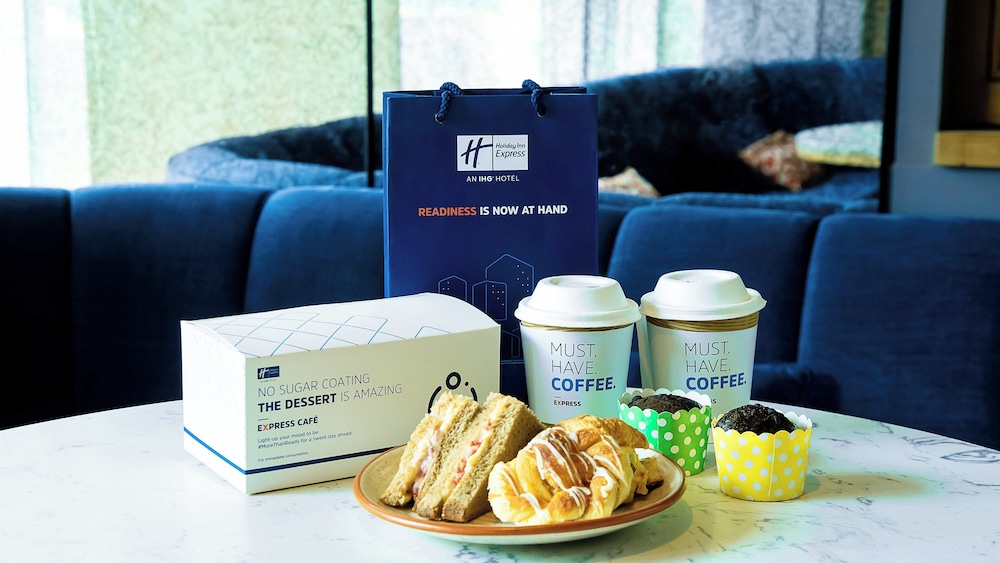 Holiday Inn Express Greater Noida Knowledge Park in Greater Noida, India