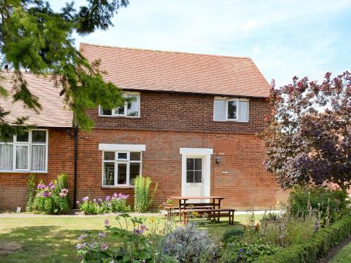 Eventide - carbon neutral hotel in Biggleswade