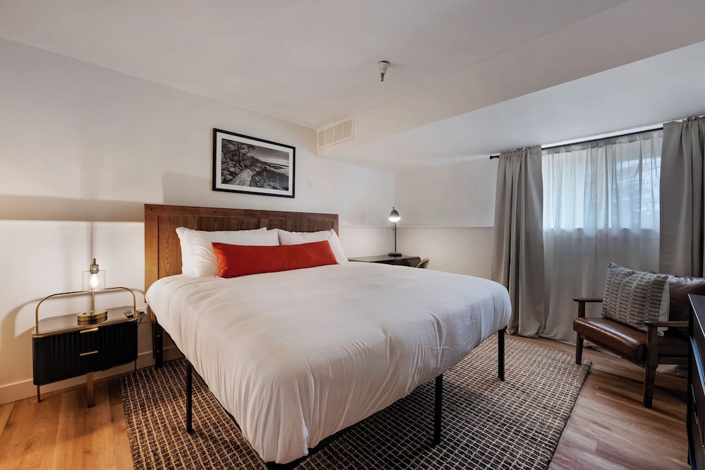 Bodega Coast Inn and Suites - photo 25