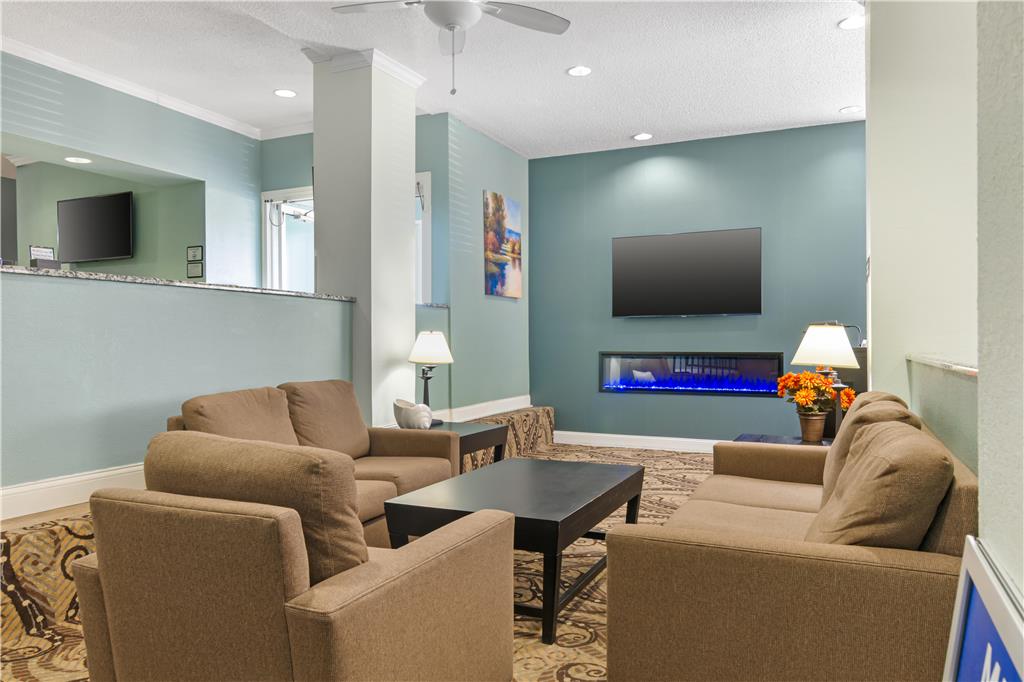 Best Western Teal Lake Inn - photo 43