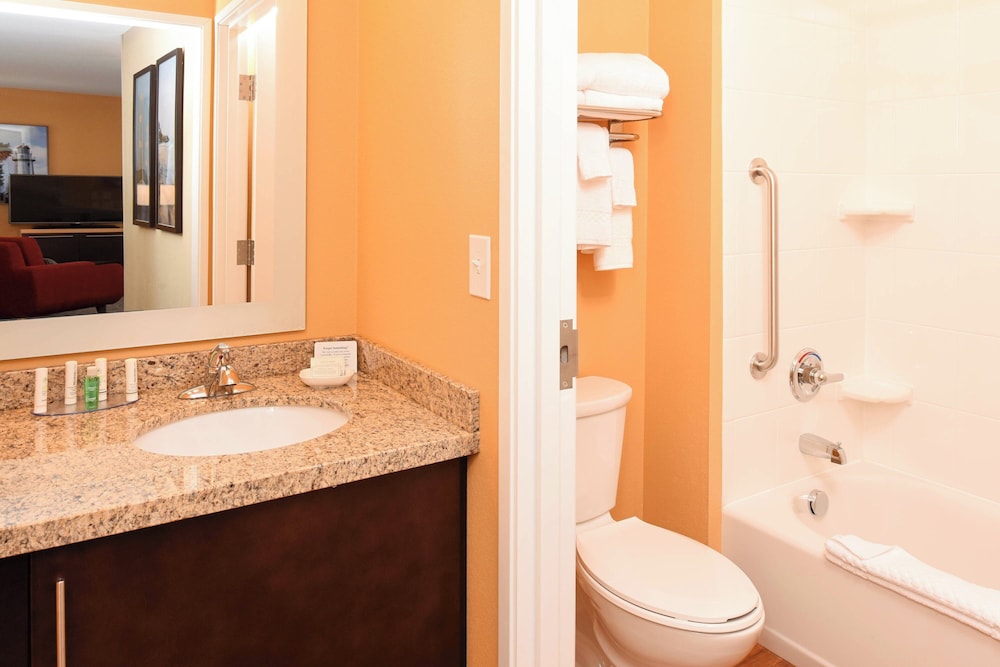 TownePlace Suites Detroit Auburn Hills - photo 9