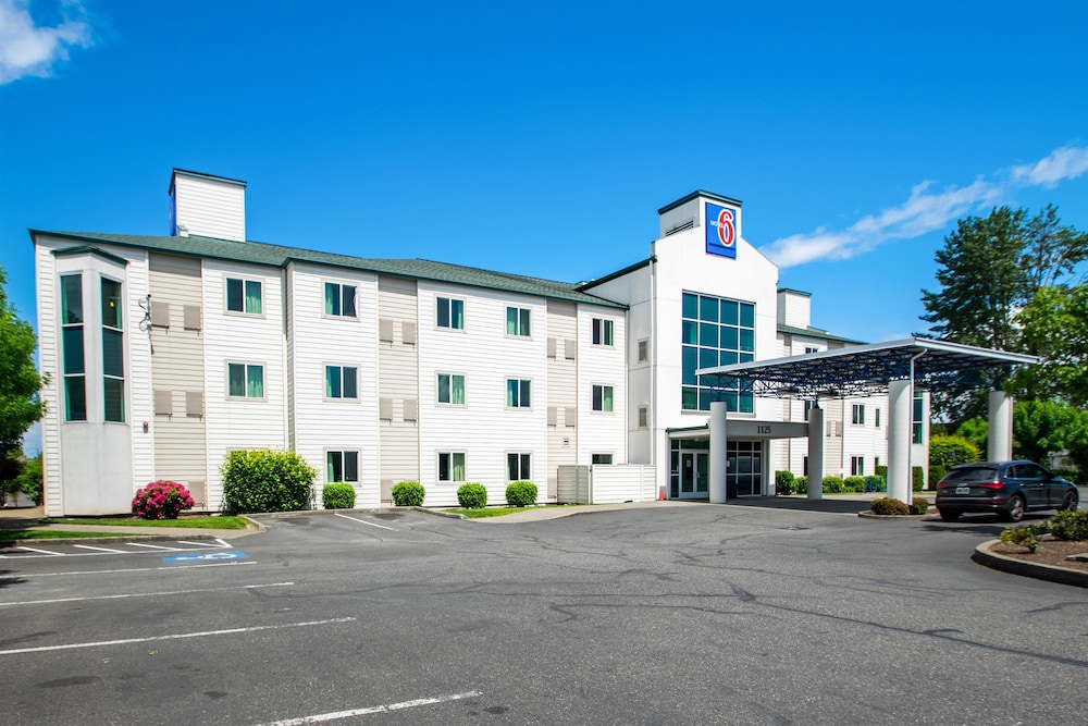 Motel 6 Portland OR I 5 - featured photo