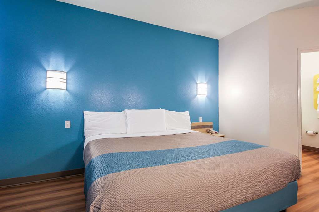 Motel 6 New Braunfels - photo 16