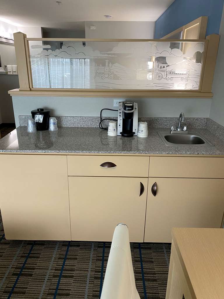 Best Western Brigham City Inn & Suites - photo 19