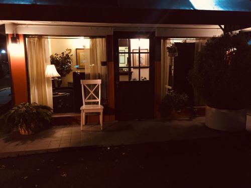Cheshire Motor Inn - photo 6