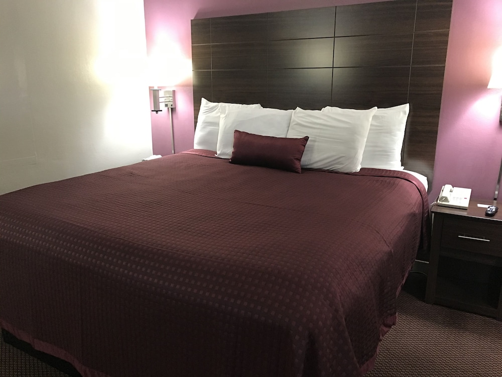 Silver Princess Motel - photo 9
