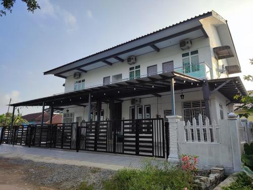 Kayangan Inn — Pasir Mas — photo 3