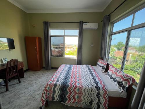 Phyllen Hotel — Tanga — photo 3