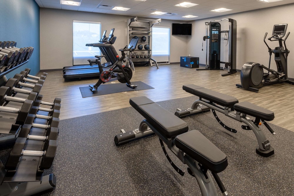 Hampton Inn Monticello - photo 15