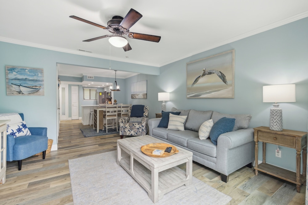 Forest Beach Villa 2 BDR for 6 — 4-Star Luxury Hotel in Hilton Head Island, United States
