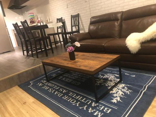 J And H 名駅南貸切一軒家 in Nagoya, Japan