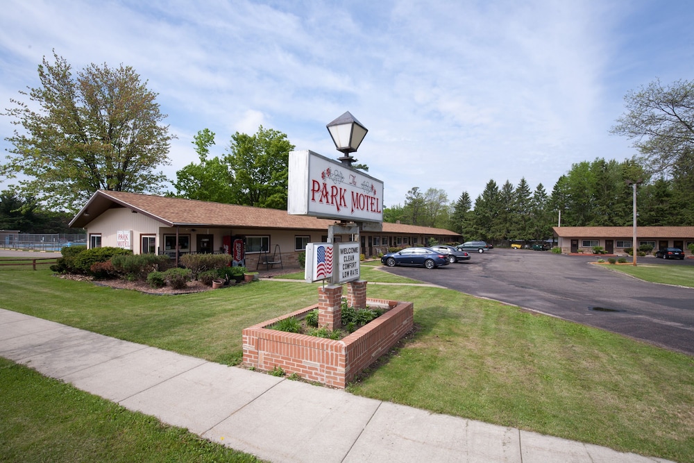 Park Motel — Marshfield — photo 2