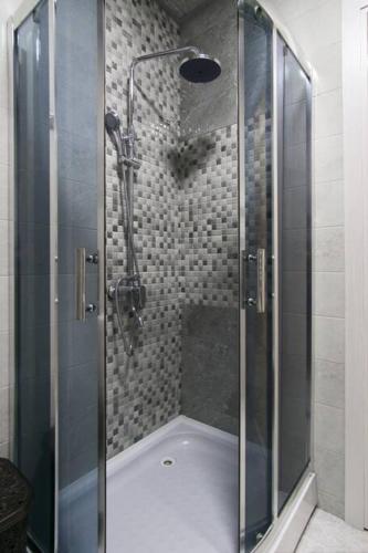 Heart of Ortachala 2Bedrooms with open view