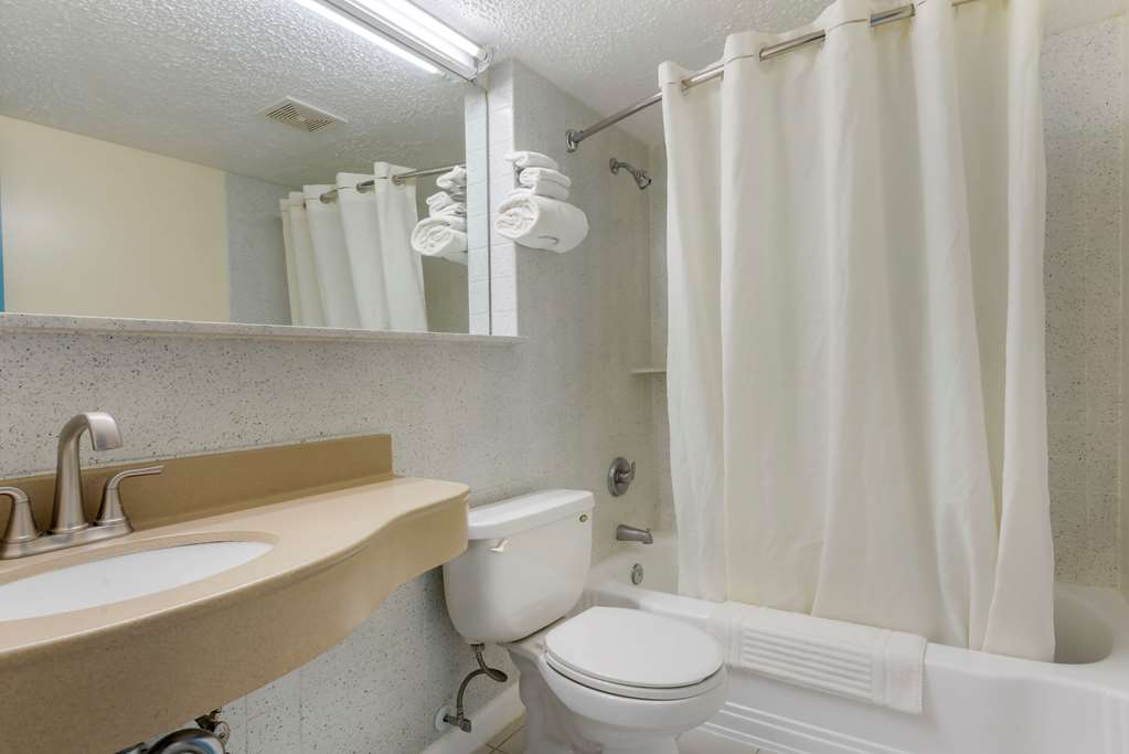 Rodeway Inn & Suites New Paltz Hudson Valley - photo 15