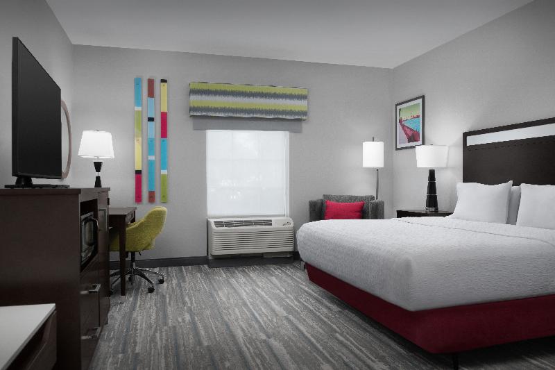 Hampton Inn Statesboro - photo 46