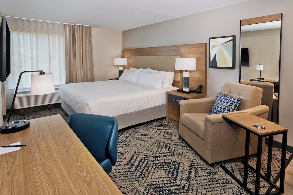 Candlewood Suites Dothan by IHG - photo 17