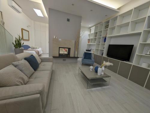 Golden Suite Apartments — 4-Star Luxury Hotel in Matera, Italy