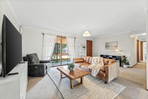 Tranquil Cul de Sac Family Retreat in Lilydale — hotel in Lilydale