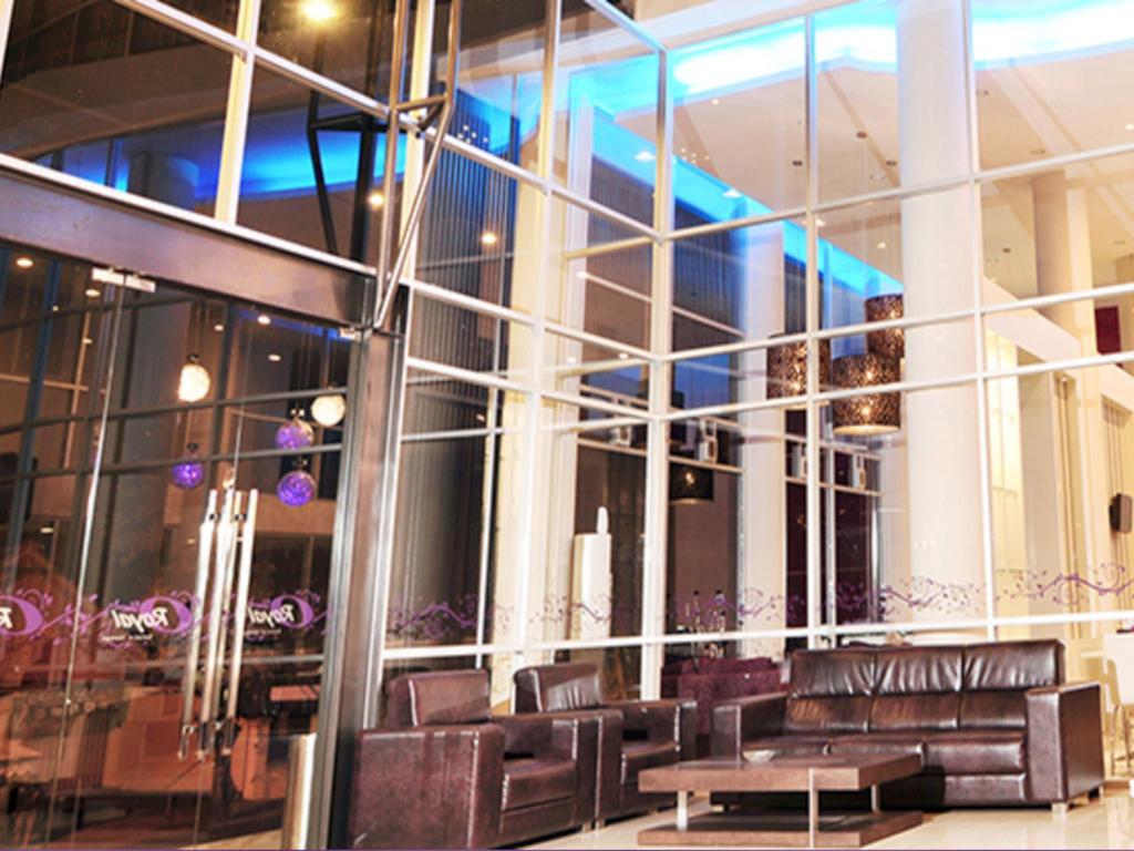 Royal Hotel N’ Lounge — Jember — photo 5