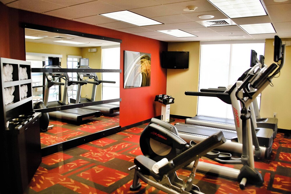 Courtyard by Marriott Salina - photo 14