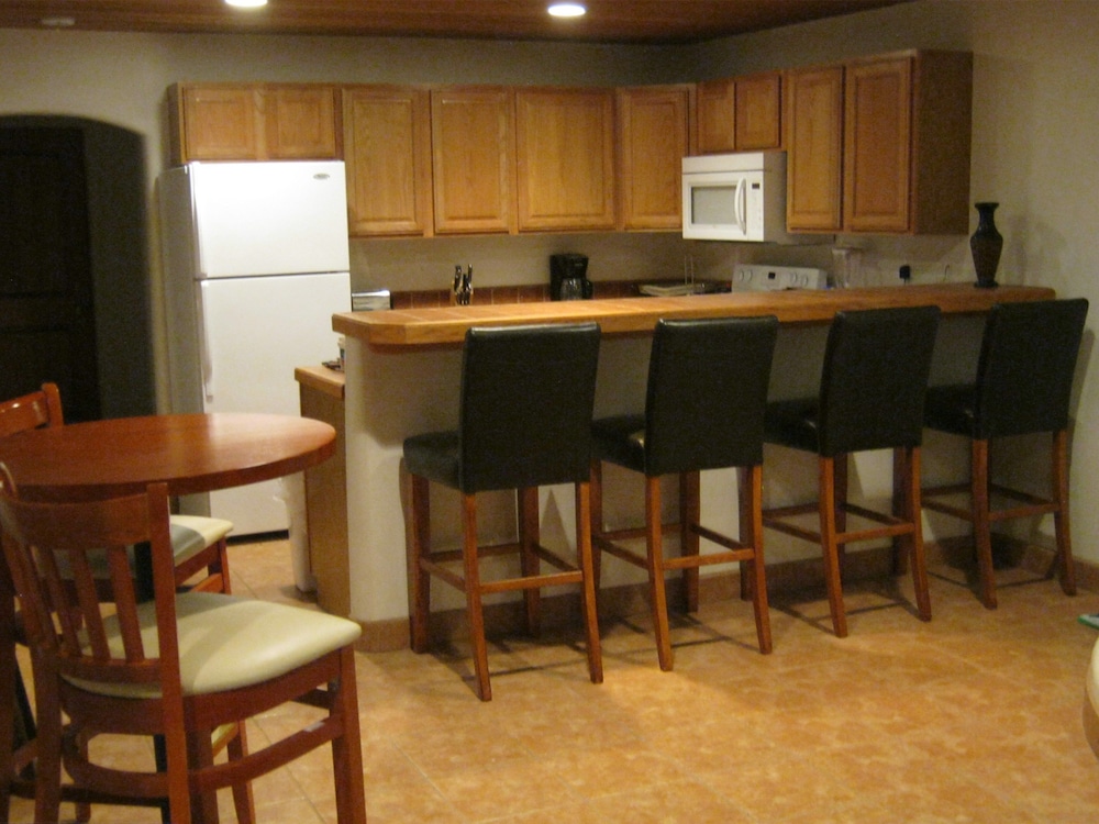 Shady Brook Inn and Resort - photo 43