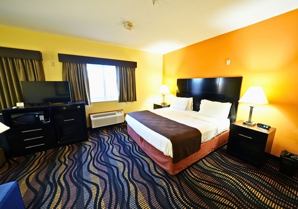 Rock Island Inn & Suites Streator IL - photo 19