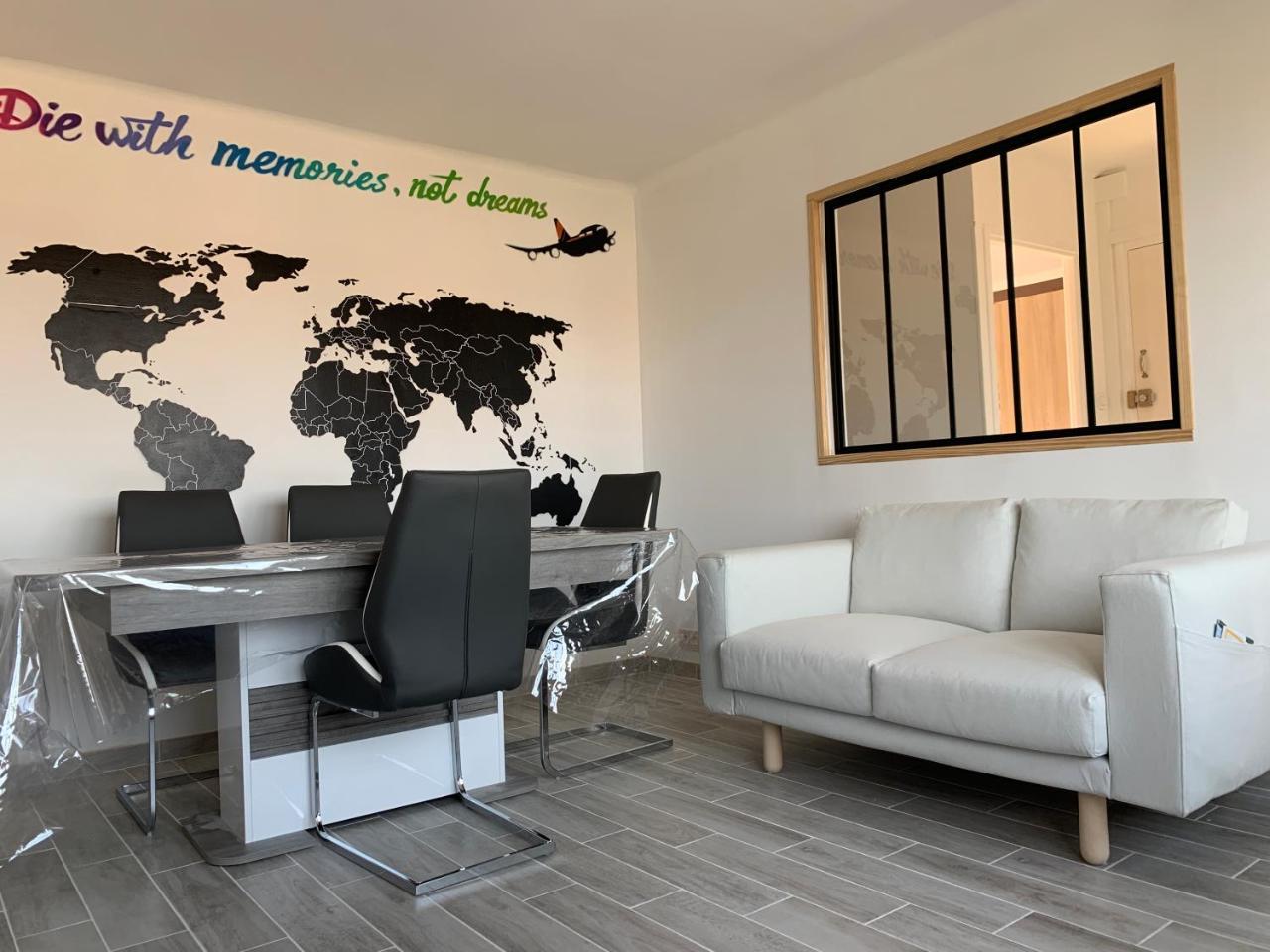 Appartement 6 Voyageurs Proche de la Plage — 4-Star Luxury Hotel in Bray-Dunes, France