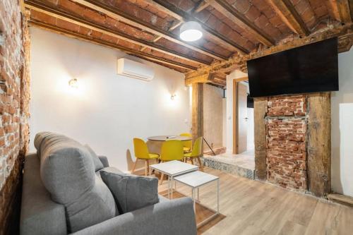 Nice Flat in Lavapies at Street Level S23c