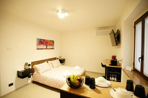 The One Malpensa Rooms — hotel in Vizzola Ticino