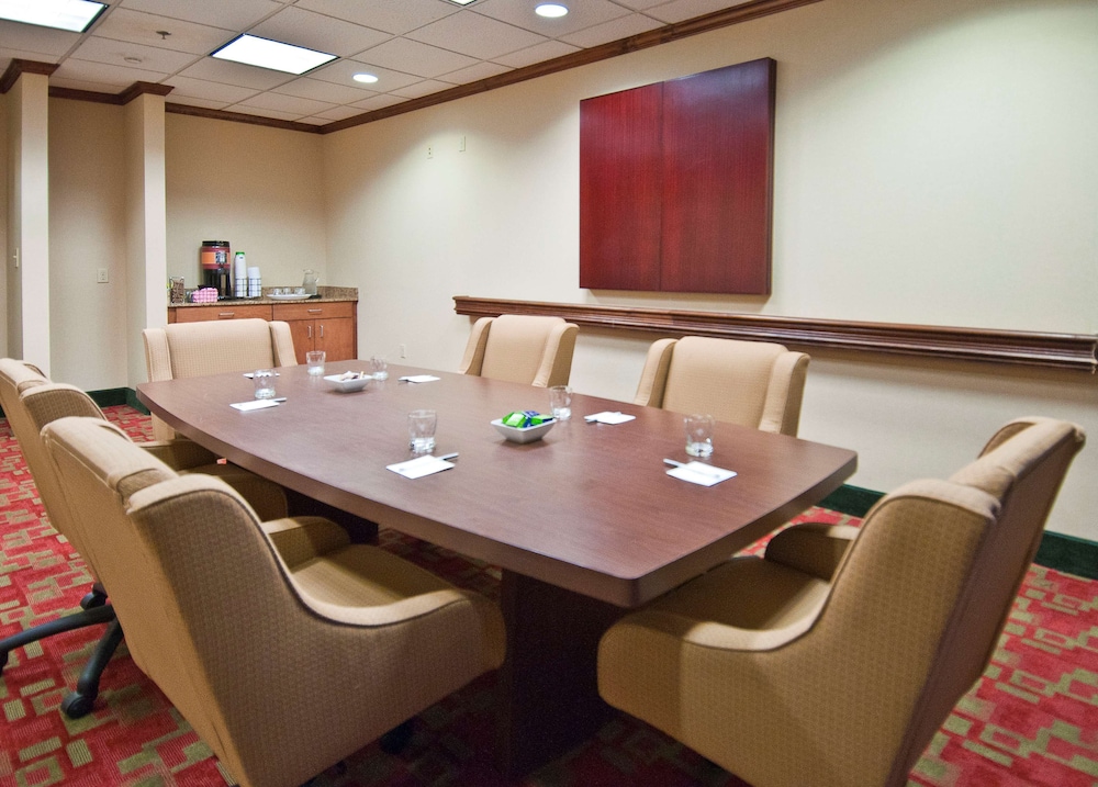 Hampton Inn Canton - photo 46